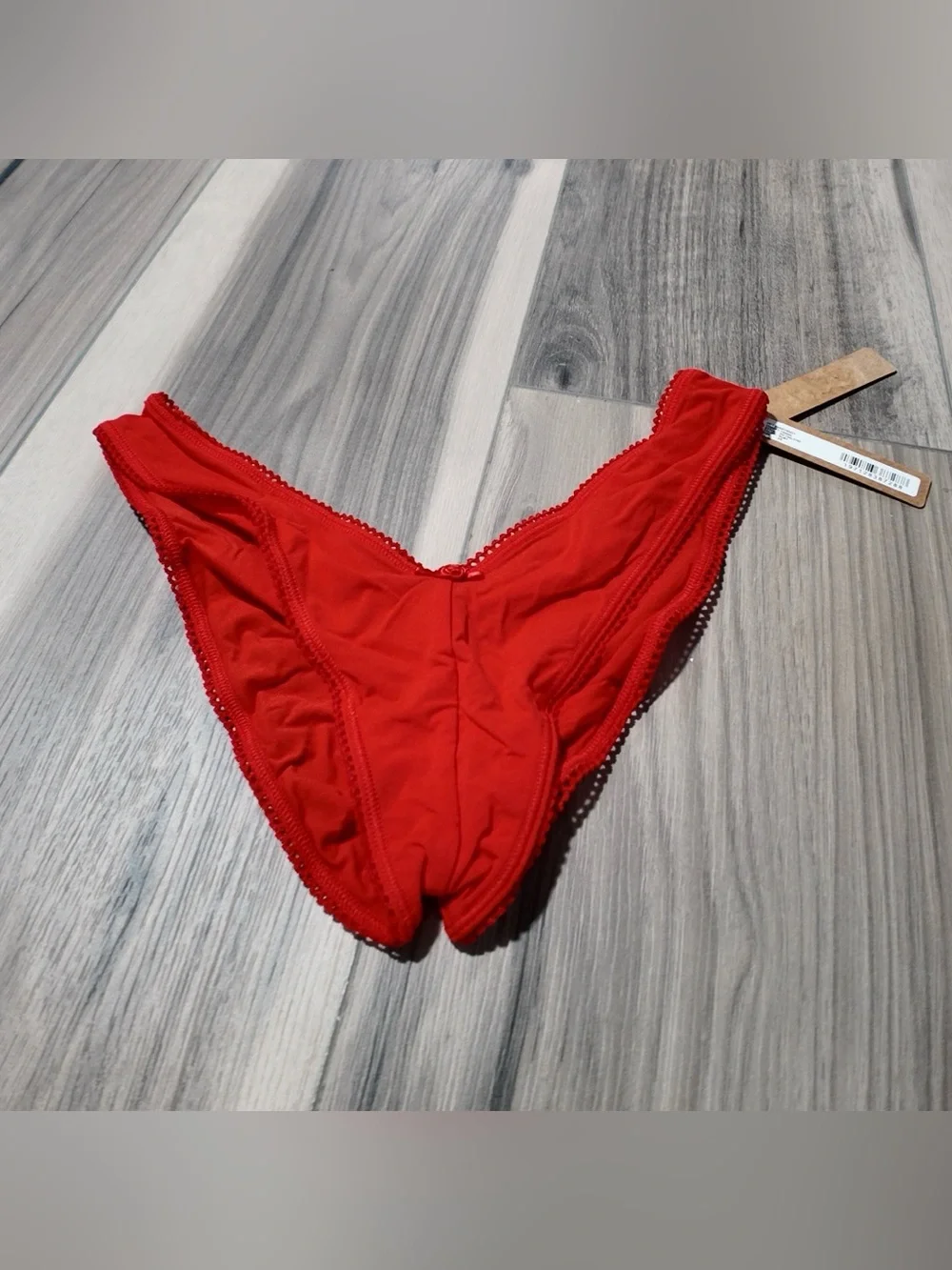 📌 SKIMS Fits Everybody Cheeky Tanga | Ruby | XS | NWT 🏷️